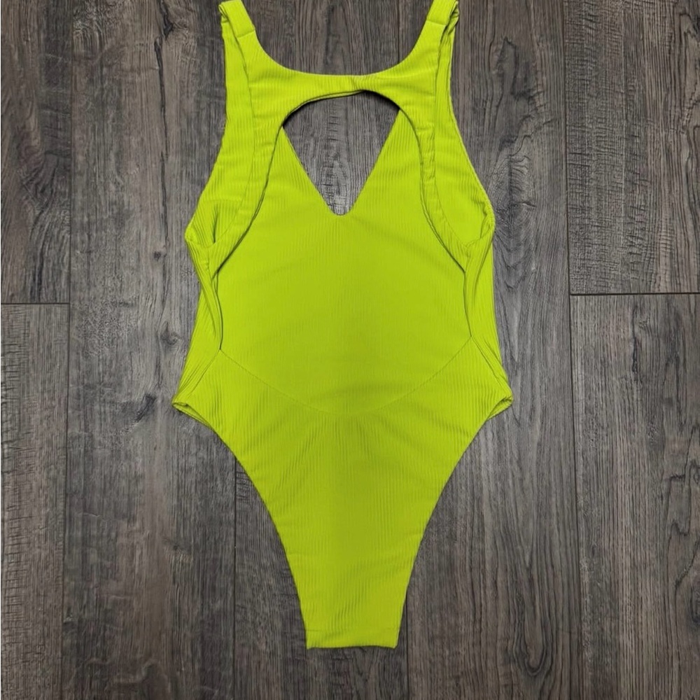 Benoa starfruit sophia one piece